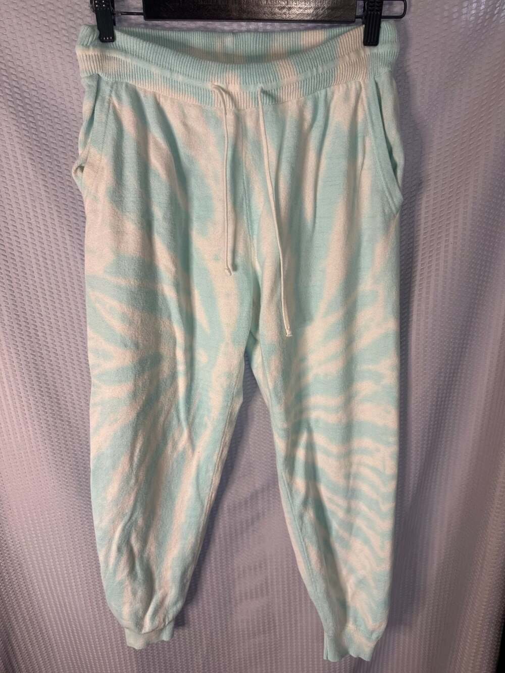 Cabana by Crown & Ivy Blue and White Spiral Tie-Dye Knit Jogger Pants
